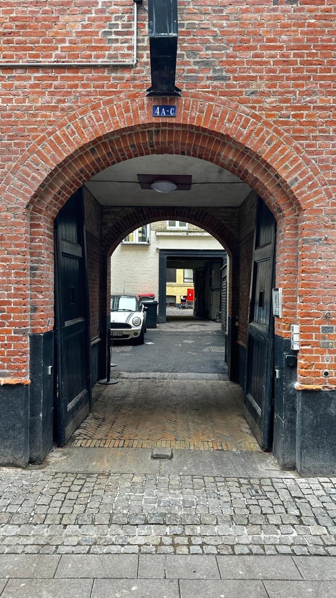 Lovstraede Baghus - Carolinas - Copenhague